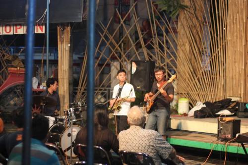 Jazz Merupakan Media Pertemanan bagi Komunitas Jazz Mben Senen